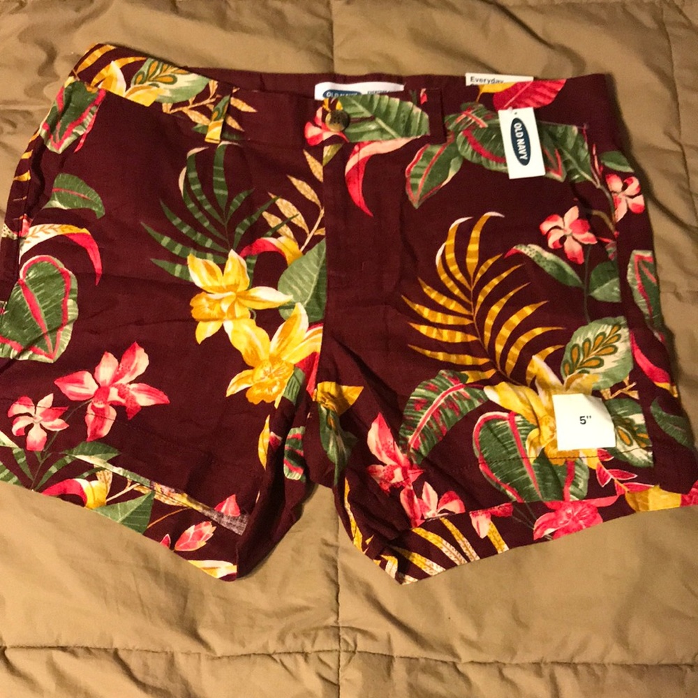 Tropical everyday shorts